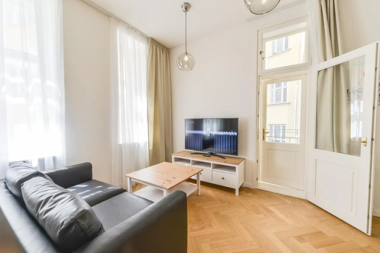 Brand New Apartment Next To Old Town Square Prague 0*,